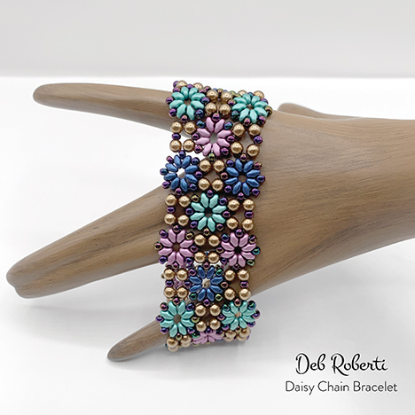 Daisy Chain Bracelet, design by Deb Roberti