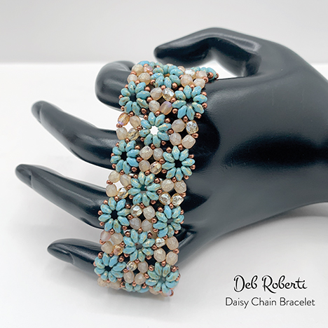 Daisy Chain Bracelet, design by Deb Roberti
