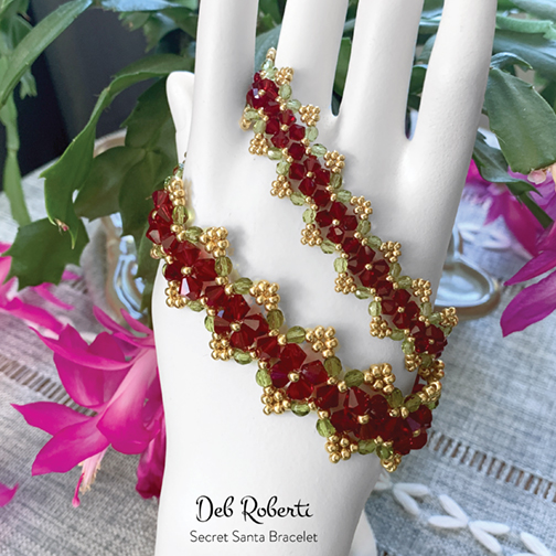 Secret Santa Bracelet, free at Deb Roberti's AroundTheBeadingTable.com